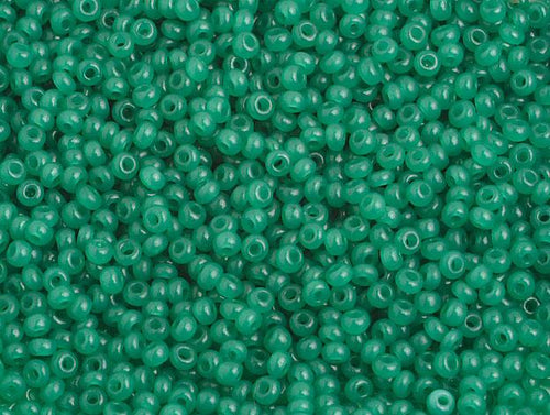 11/0 Green Oily (Opal) Opaque Preciosa Seed Bead