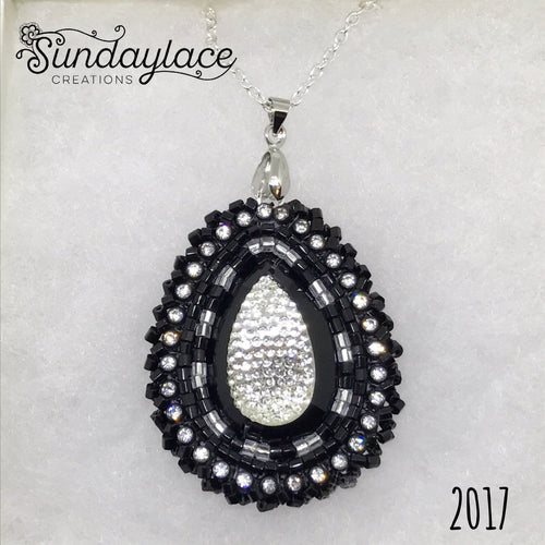 Black & Silver Pendant Beadwork